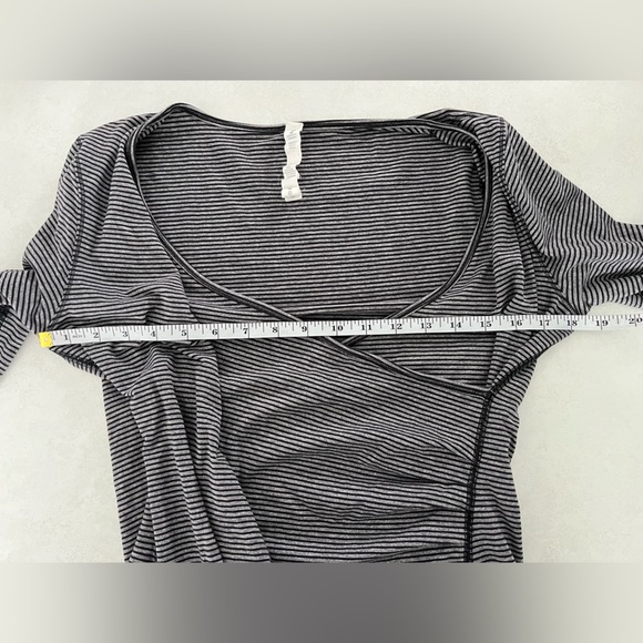 Lululemon/ Striped Sunset Salutation/ Black & grey/ Size US 10 - Picture 12 of 13